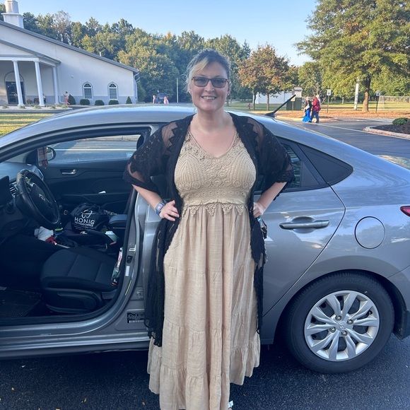 Meet your Posher, Kim - Picture 4 of 4